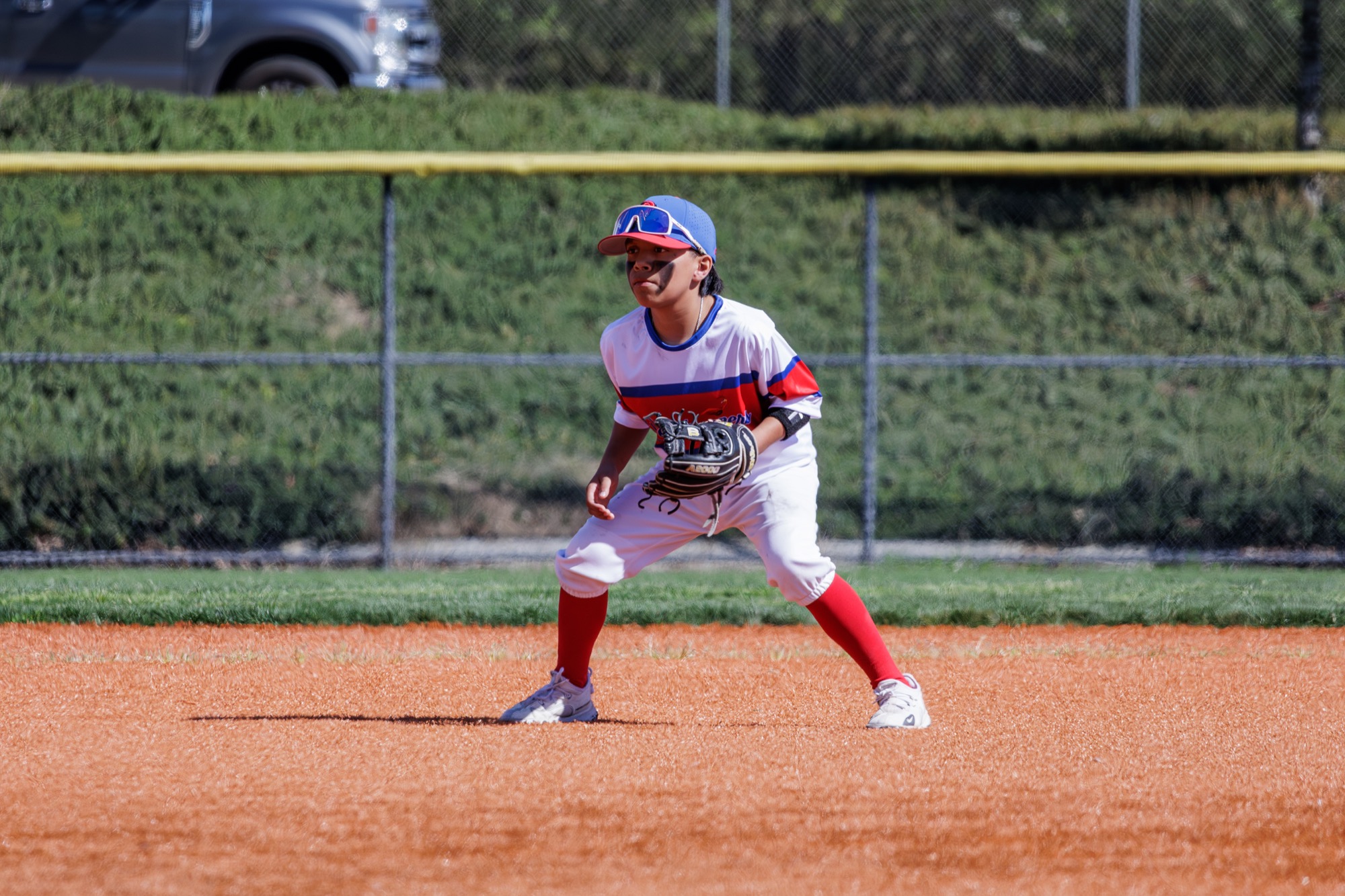 Road Runners infielder ready before the pitch